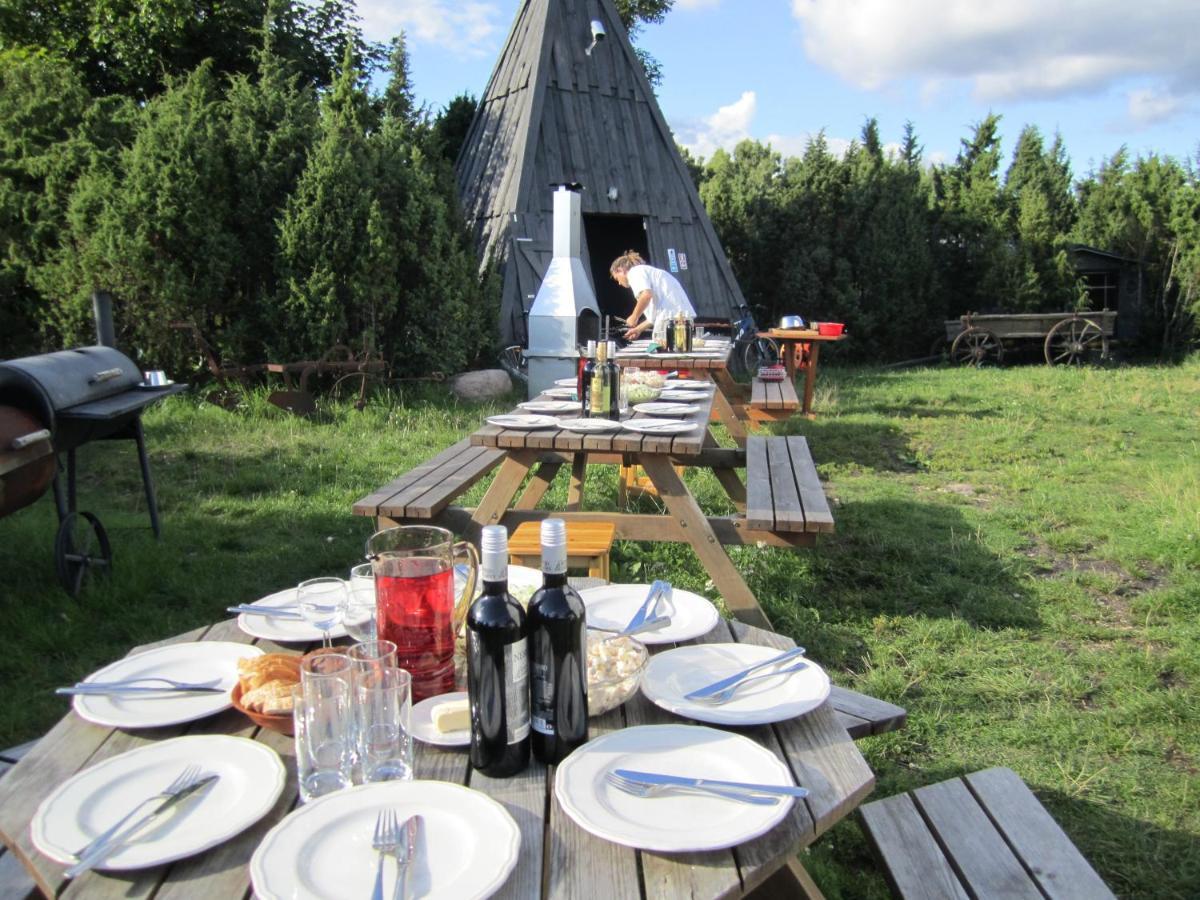 Pivarootsi Holiday Village Exterior photo